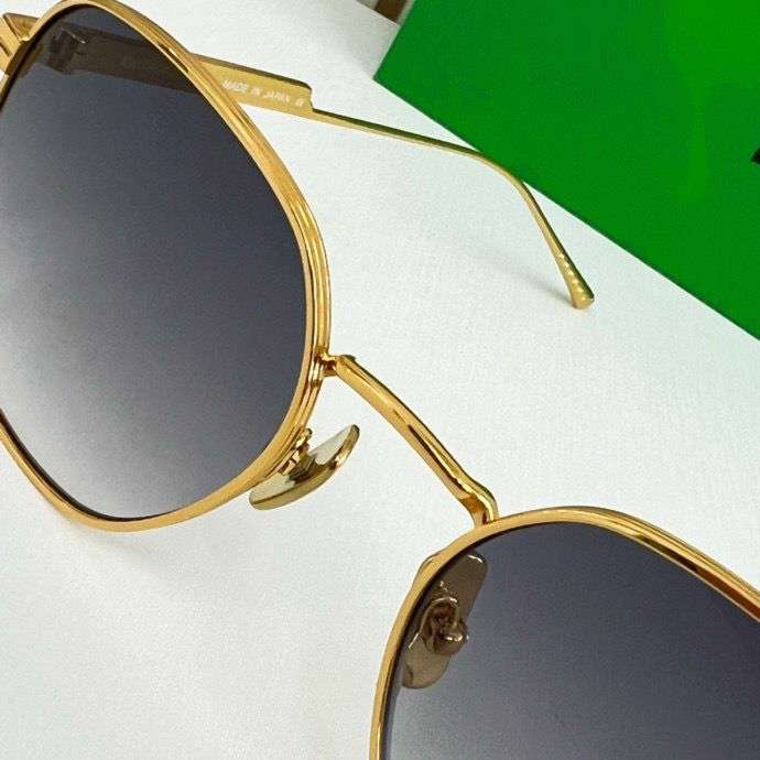 Picture of Bottega Veneta Sunglasses _SKUfw46688725fw